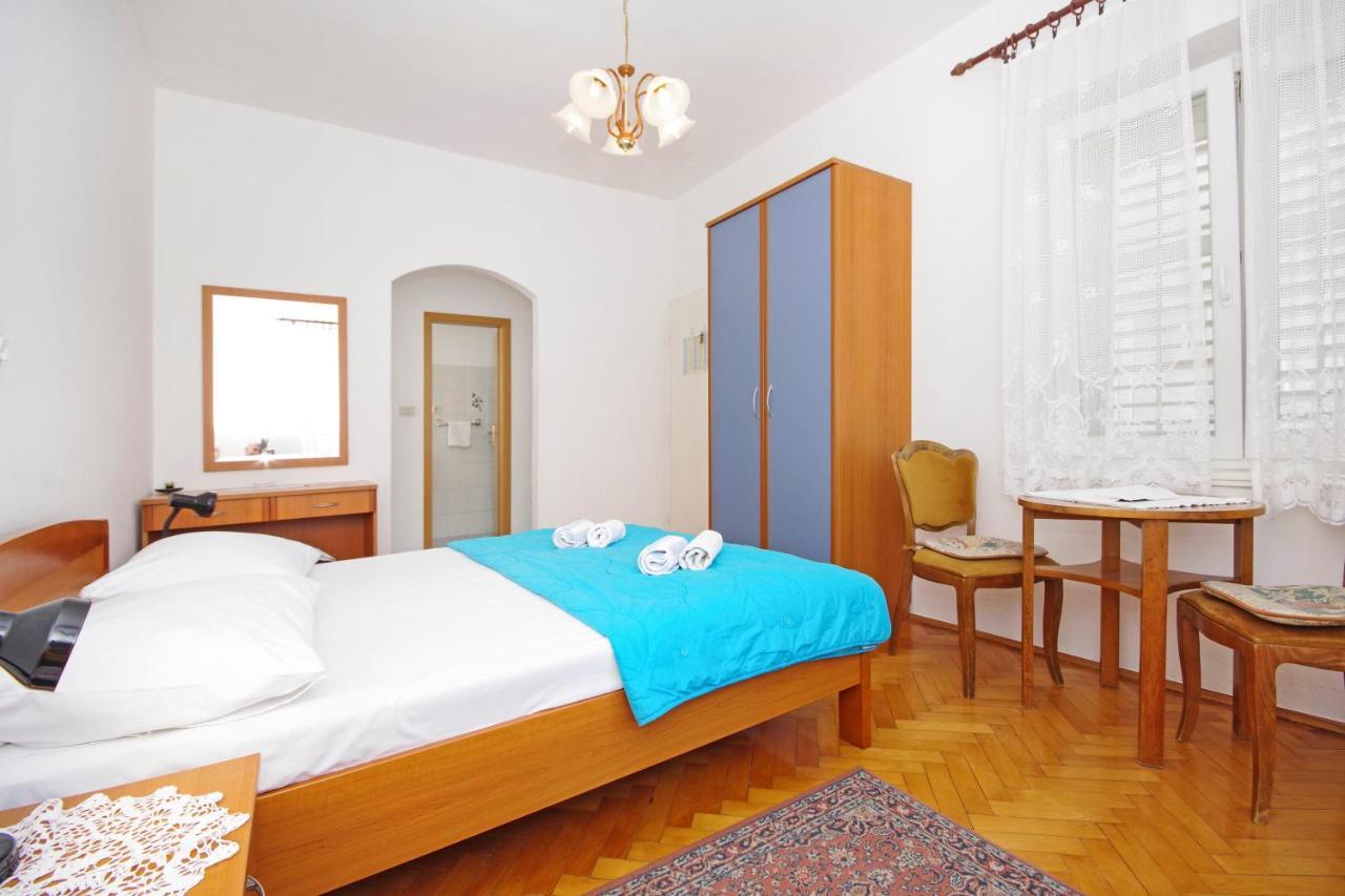 Srzic Apartment *
