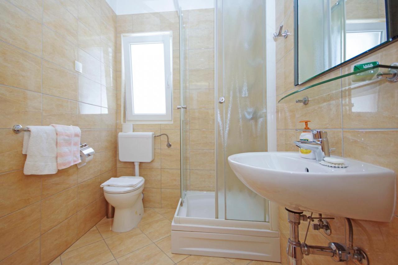 Srzic Apartment Makarska
