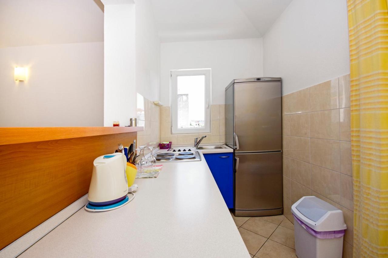 Srzic Apartamento *